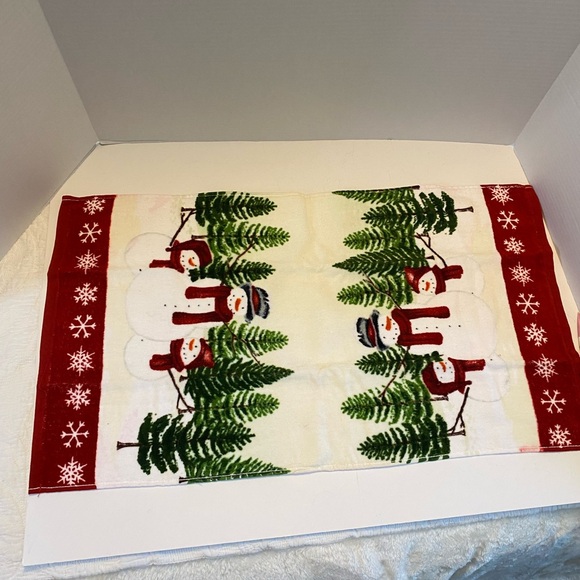 Saint Nicholas Square, Yuletide  snowman kitchen towel, 2Pac, cotton, NWOT - Picture 3 of 10